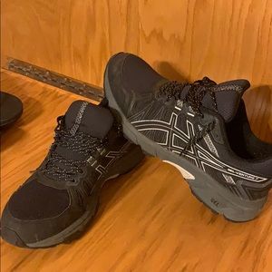 ASICS size 11 women’s shoes